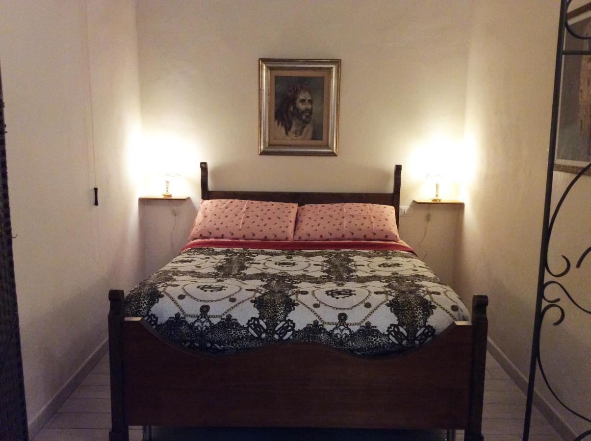 利沃诺Casa Il Girasole公寓 外观 照片